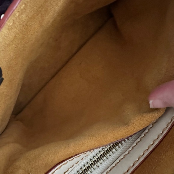 COACH Rogue 25 in Glovetanned Pebbled Leather with Wild Tea Rose Chalk - Picture 14 of 15